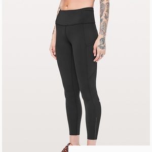 Lululemon Fast & Free 7/8 Tight II Nulux 25"
